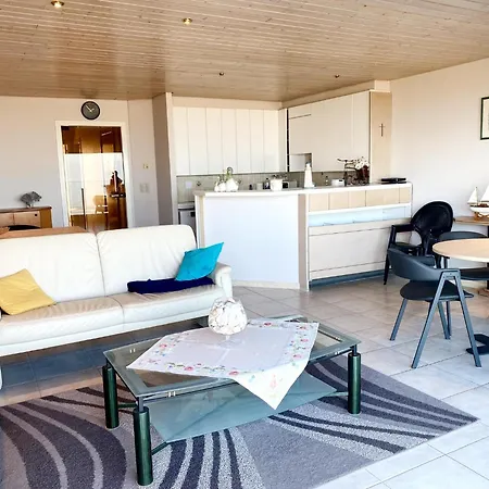 Attic In By The Beach, Cleaning Included Apartment Nieuwpoort