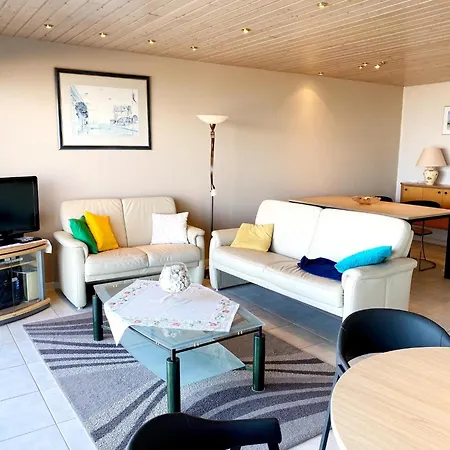 아파트 Attic In By The Beach, Cleaning Included